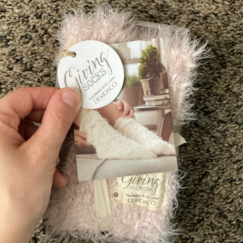 Demdaco Pink Fuzzy Giving Socks